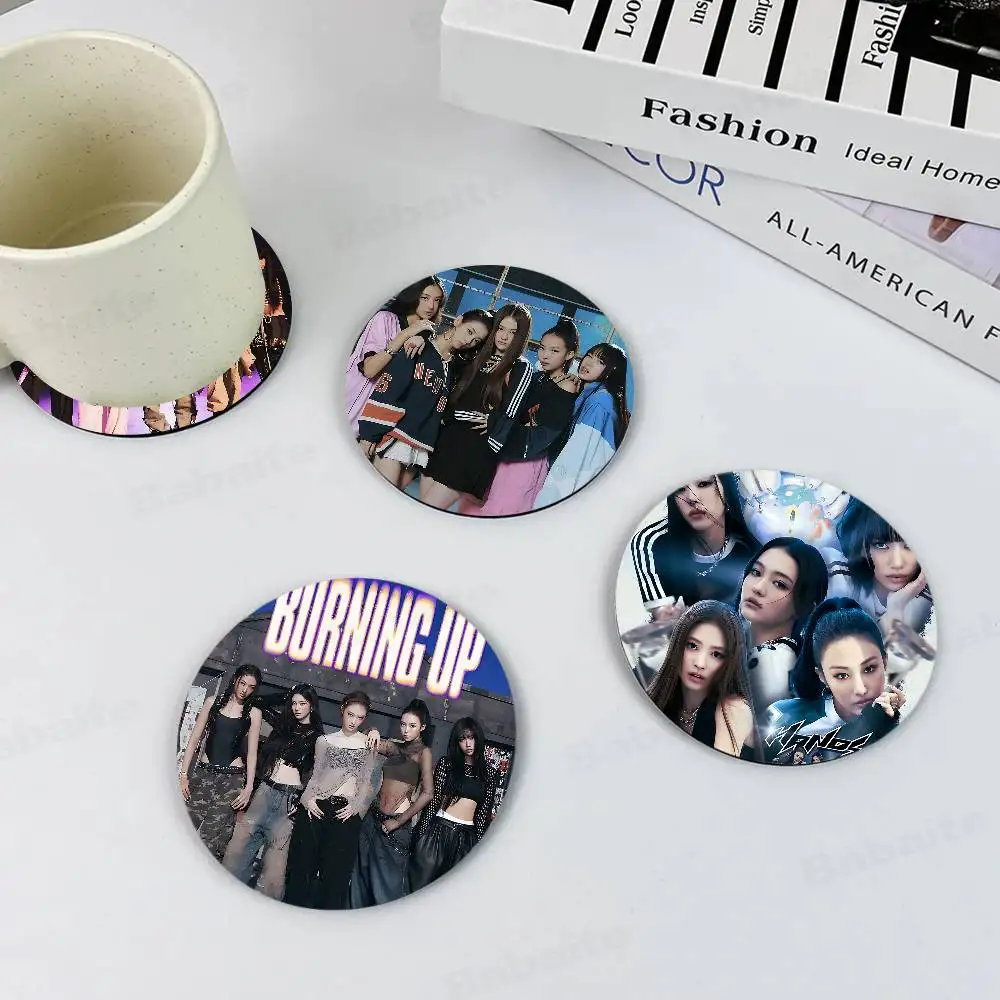 Hot Kpop Girl M-meovvs Retro Wooden Cup Mats Elements Colour Printing Cup Coasters Home Kitchen Decora Gifts