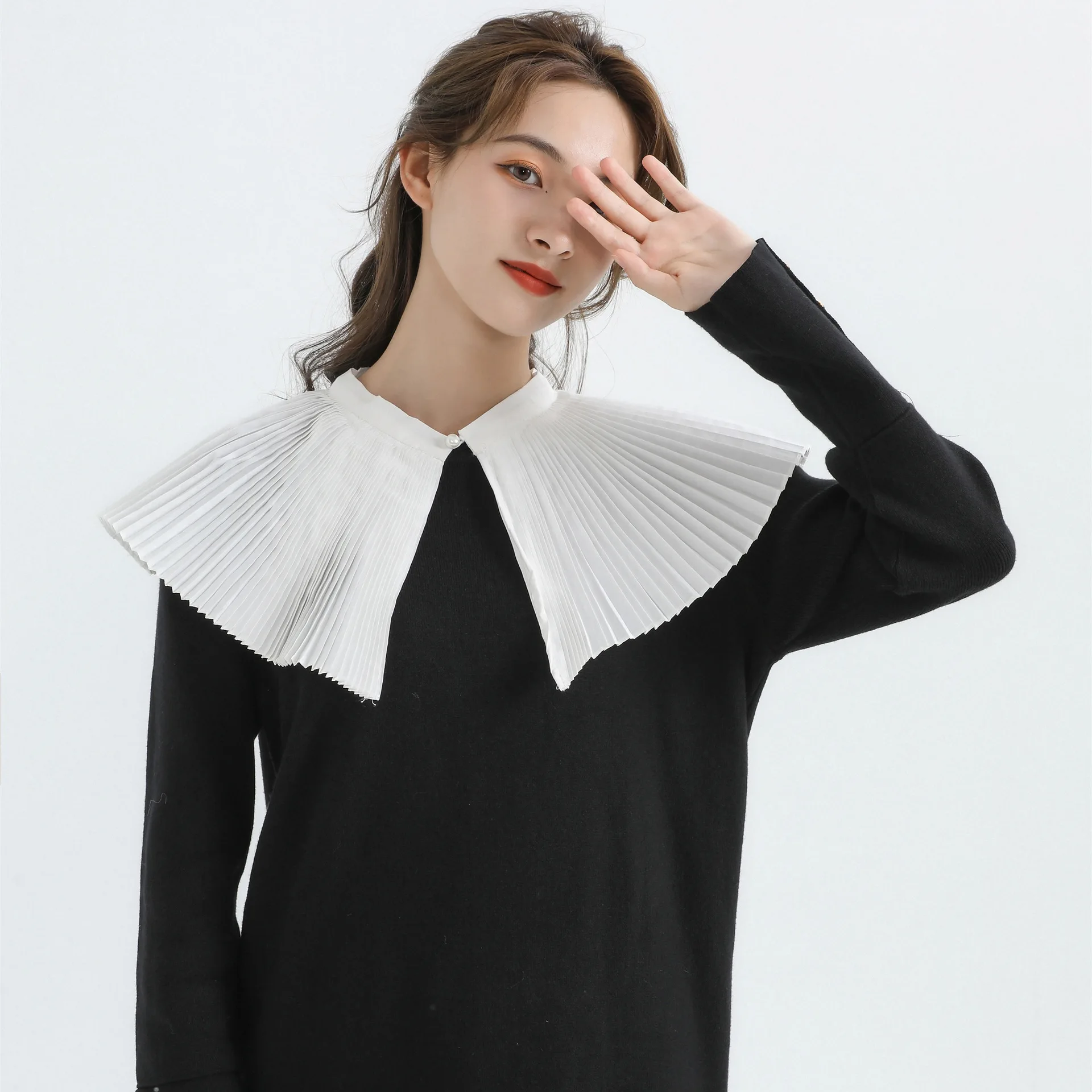 Spring, Autumn, and Winter Versatile Little Expert Folding Fan Shaped False Collar Women's Shawl