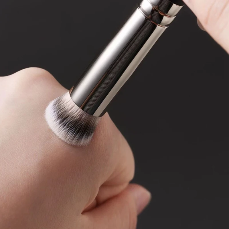 Pincel de maquiagem corretivo macio e fofo, pincéis para manchas, olheiras escuras, manchas de acne, corretivo, detalhes faciais, pincel de maquiagem