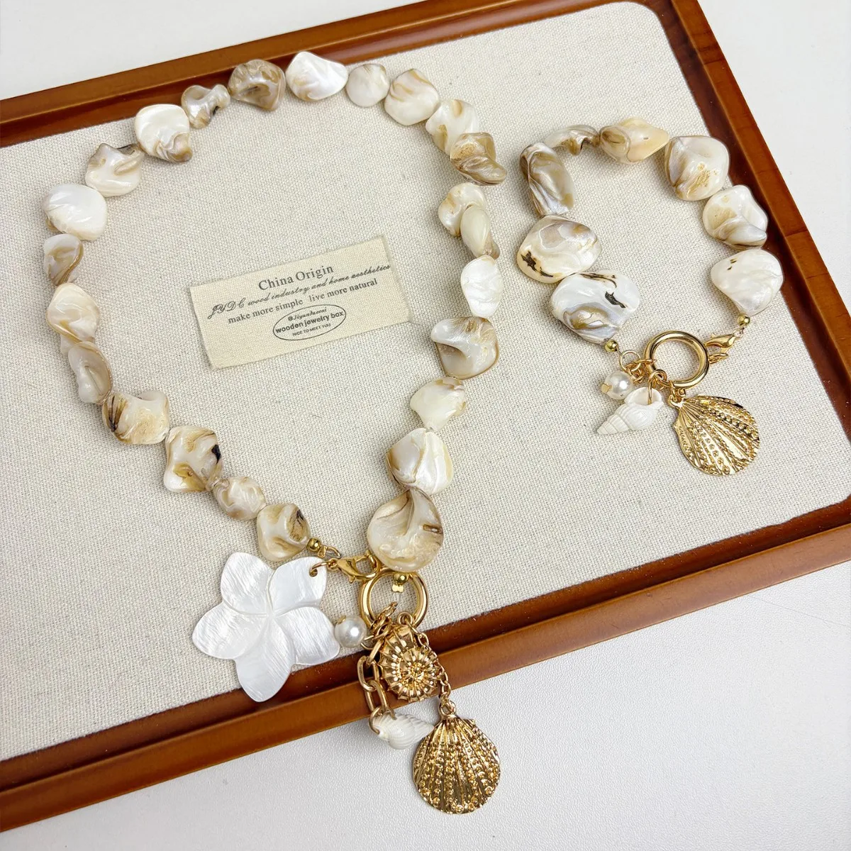 Vintage Bohemian Style Fake Seastar Shell Pendant Necklace