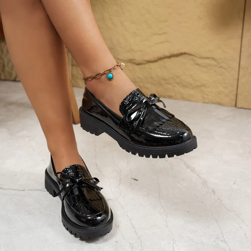 المرأة سميكة وحيد حذا فردي للسيدات الخريف جديد جولة رئيس عميق الفم فراشة عقدة المضادة للانزلاق مقاومة للاهتراء أحذية كعب سميك