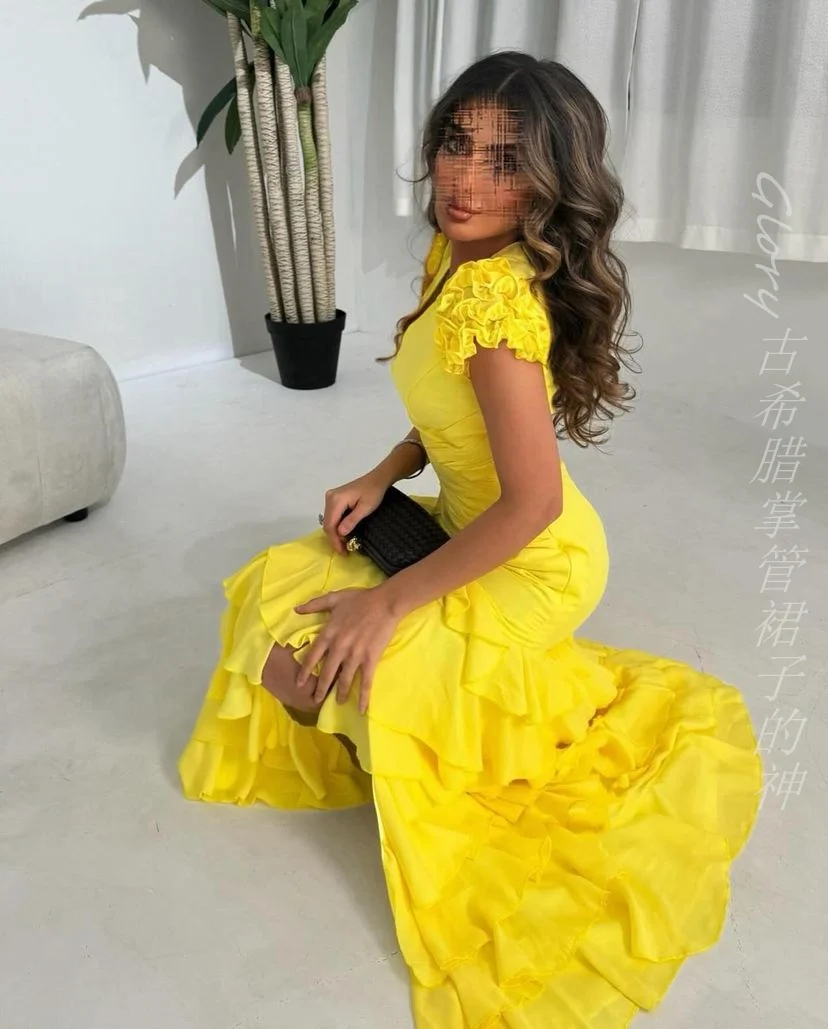 Short Sleeves Evening Dress 2024 V Neck Saudi Arabia New Yellow Prom Dresses Simple Formal Party Dress For Eid Vestidos De