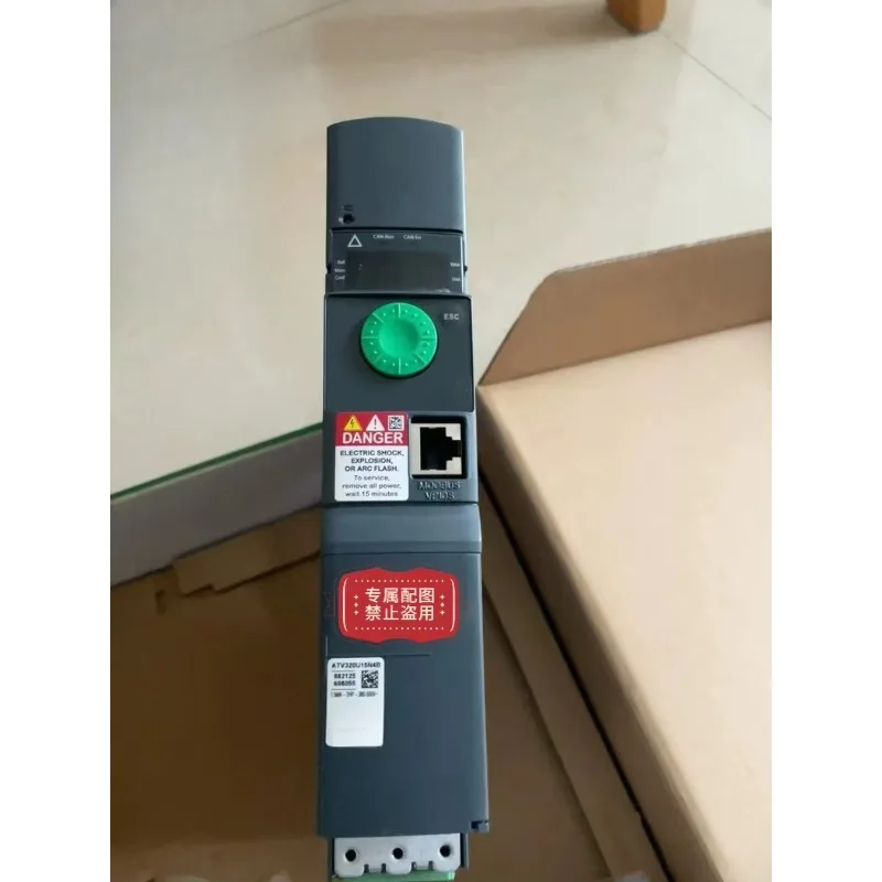 1pcs ATV320U15N4B frequency converter  New original