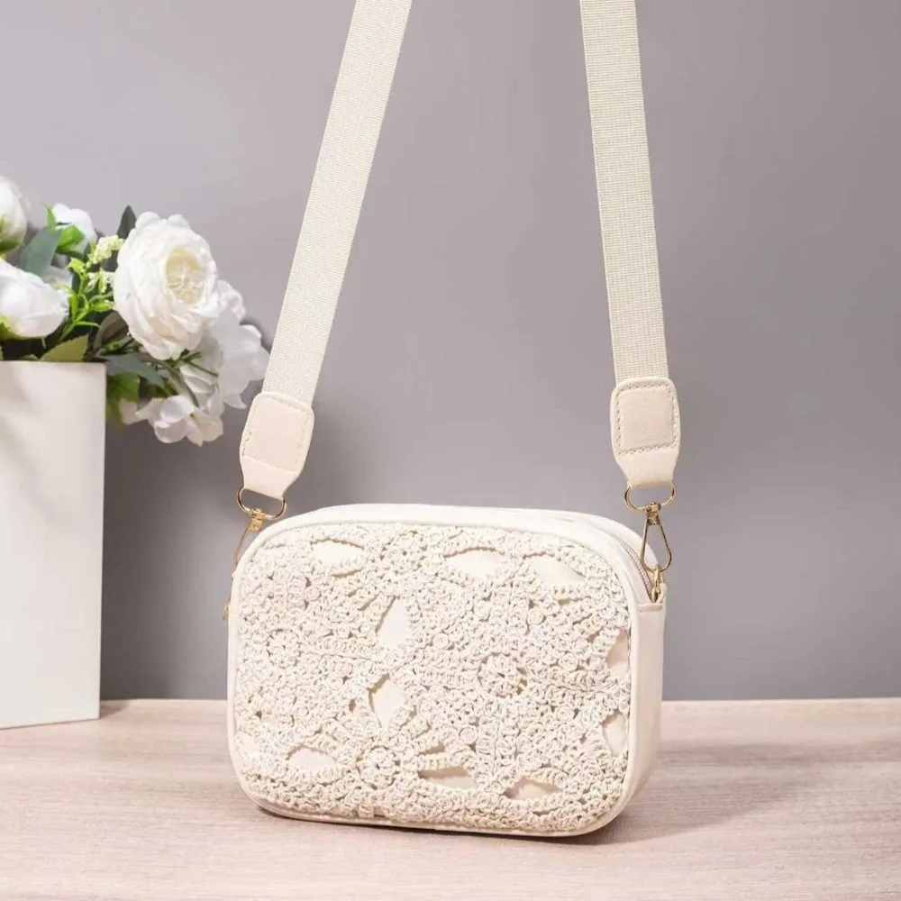 Bohemian Style Hollow Square Bag PU Leather Ajustable Strap Crossbody Bag Zipper Clousure Girls Shoulder Bag Vacation Outfits