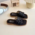 Negro