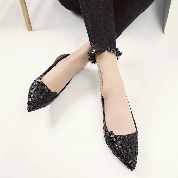 Autumn Women Flats Pointed Toe Slip on Shoes Woman Loafers Black Boat Shoes Weave emboss Ladies Shoes Zapatos Mujer okl0