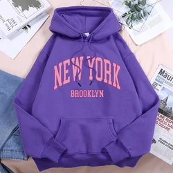 New York Brooklyn Pink Printed Women Sport Shirts Letter Oversized Hoodies Trendy Simple Sportwear Personality Comfortable Tops