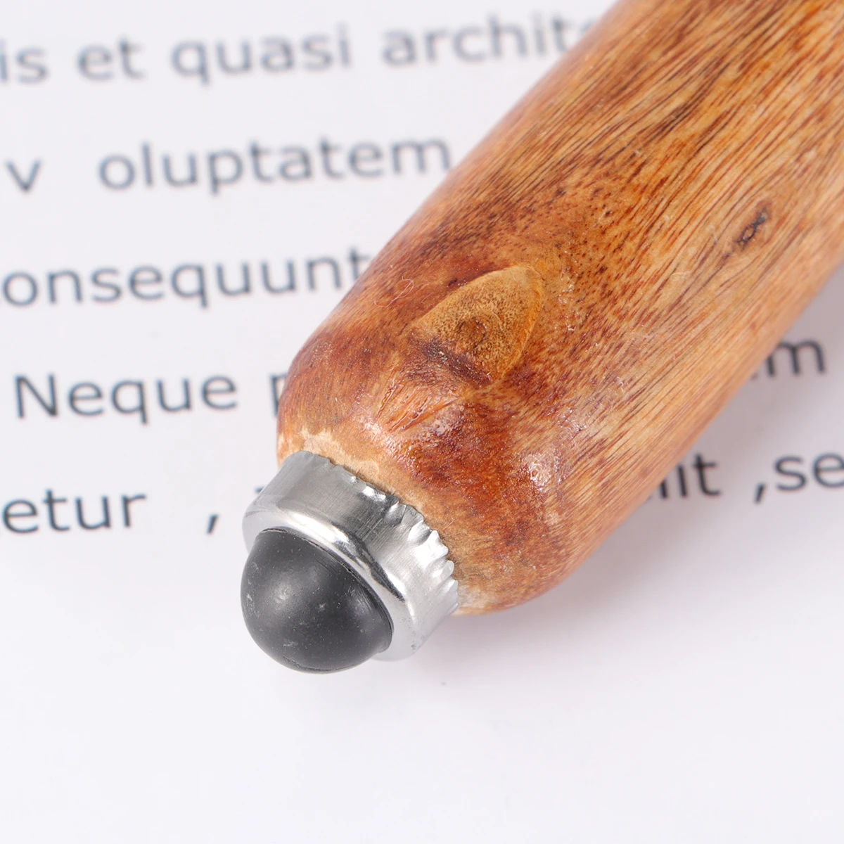 

1pc Wooden Handle Peeler Stainless Steel Fruit Vegetable Peeler Rustproof Kitchen Tool Comfortable Grip Cucumber Apple