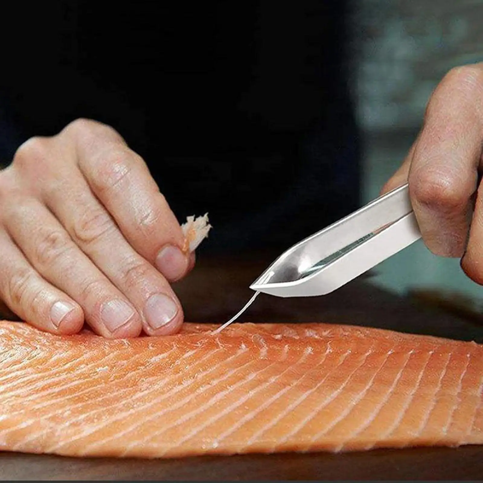Precise Flat Slant Fish Bone Tweezer Stainless Steel Kitchen Gadget for Home Garlic and Vegetable Use