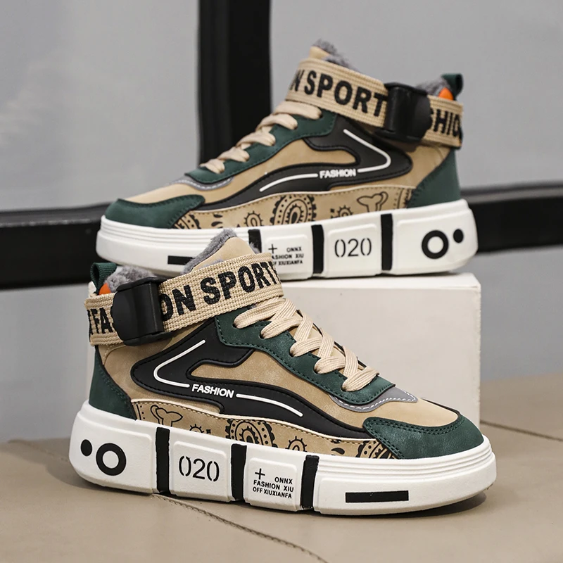 

The 2025 new winter children's high-top sports board shoes with fleece and warm cotton shoes are trendy in the snow