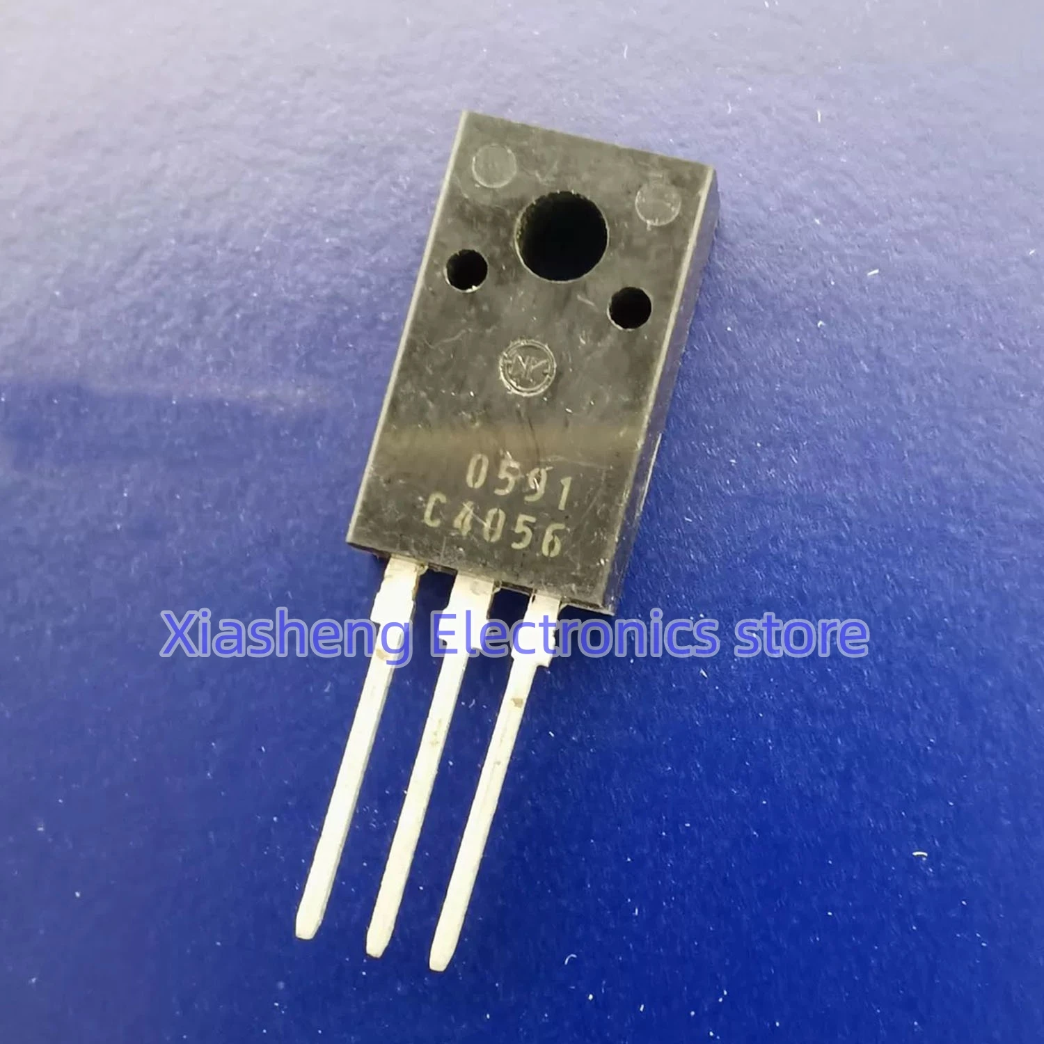 Nuovo transistor originale 10 pezzi 2SC4056 C4056 TO-220F disponibile di buona qualità