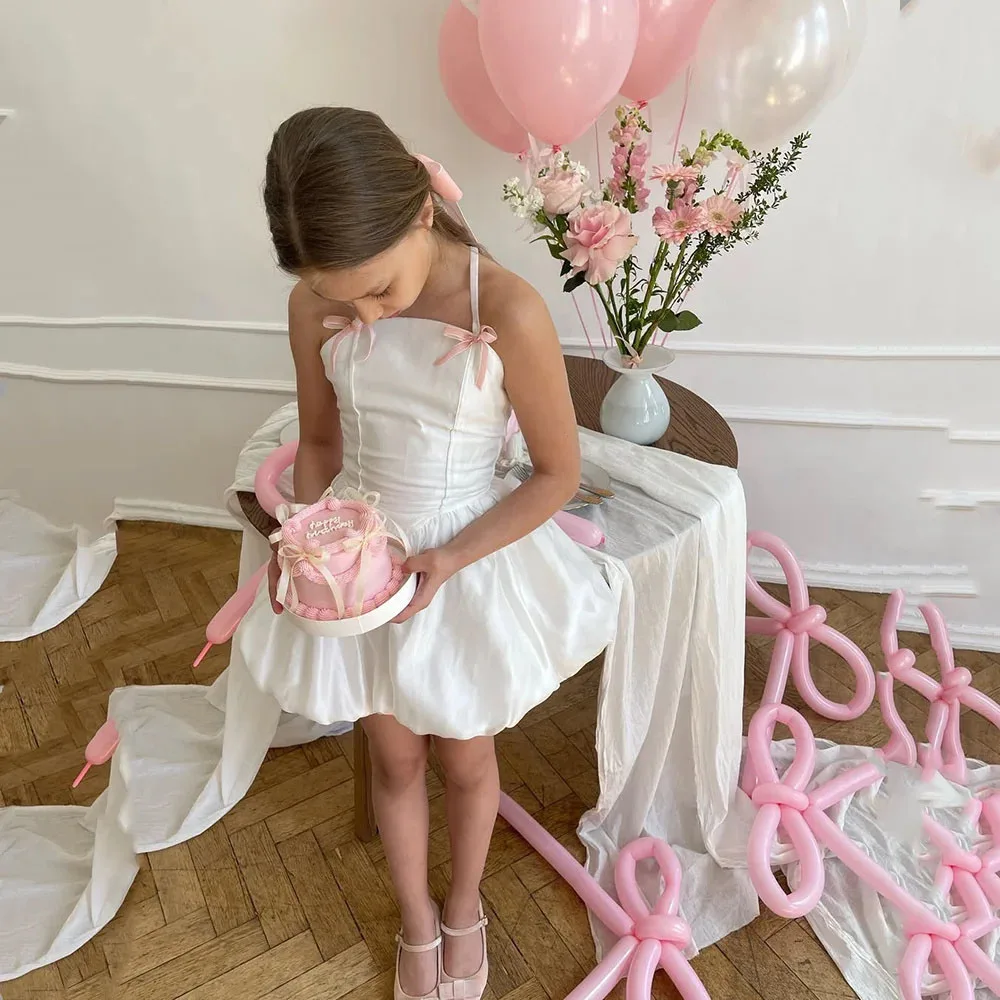 

Customized Ivory Flower Girl Dresses For Wedding Backless With Bow Puffy Cute Child Birthday Party First Communion Banquet Gown
