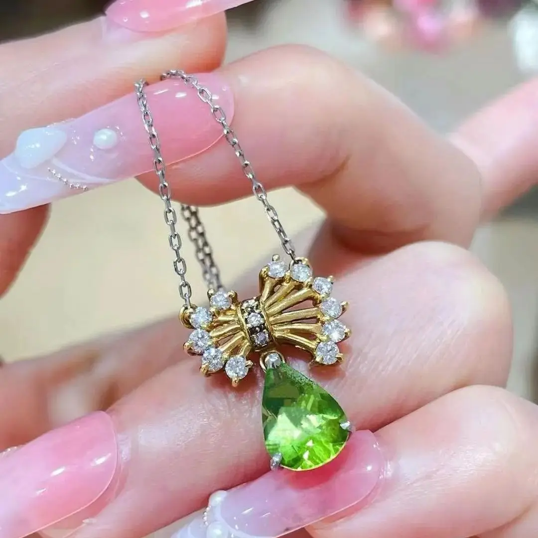 natural peridot pendant necklace 18K gold and pt850 with diamond bowknot cute romantic fine women jewelry free shipping MIYI