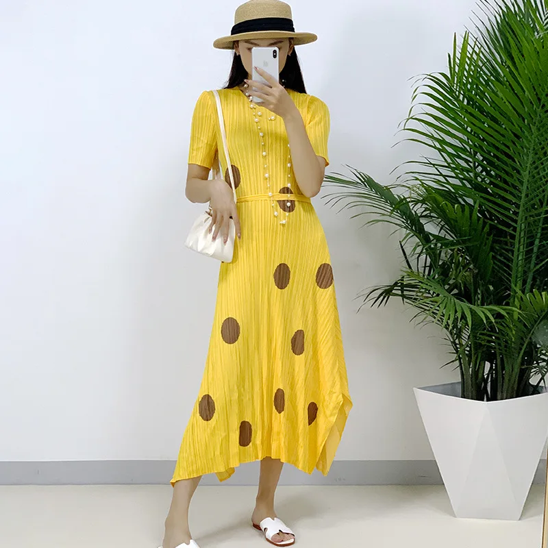 

Miyake Pleated Polka Dot Long Dress Women's 2024 New Loose Casual Versatile Slim Pleated Dress Women's Skirt