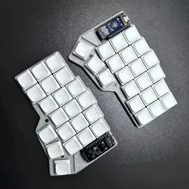 Corne Mini 36/42 Split Keyboard Kit Custom Choc V1 Axis Wireless Bluetooth Hot-swap ZMK Oled and Nice View Screen Design Gamers