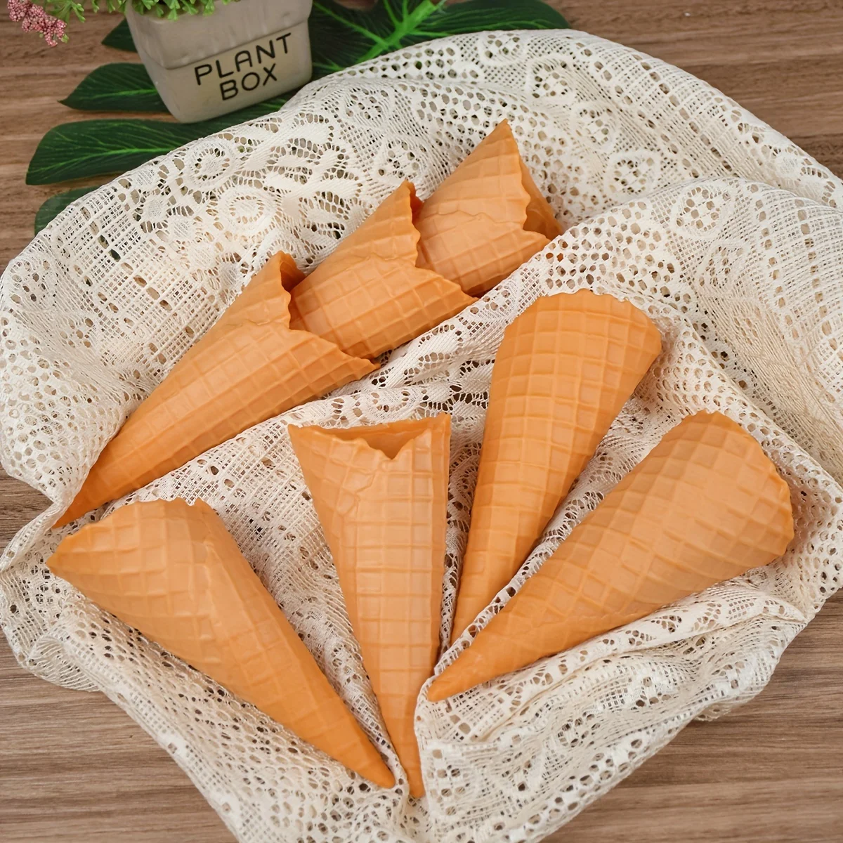 Simuliertes Eistütenmodell, knuspriges Kegelmodell, realistisches Eiscreme, knuspriges Essen, Fotografie-Requisiten, zum Üben, Spielen von Eis – Detail 2