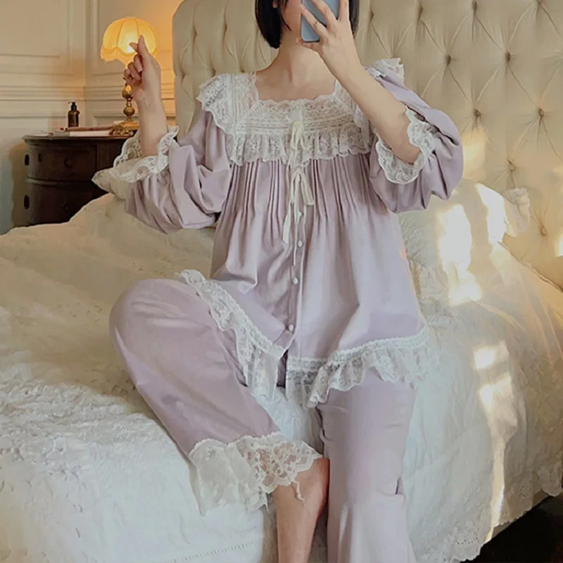 Sweet Lace Velvet Women's Pajamas Sets  Vintage Embroidery Long Sleeve Sleepwear Suits Winter Autumn Pyjamas