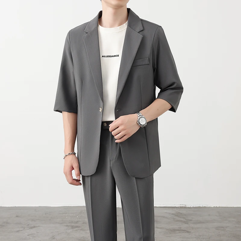 Medium gray coat