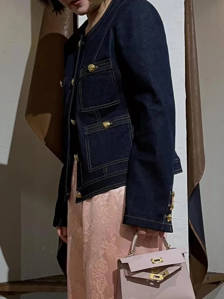 Cappotto di jeans stile classico girocollo blu 2024 nuove donne primavera e autunno temperamento allentato retrò corto di alta qualità
