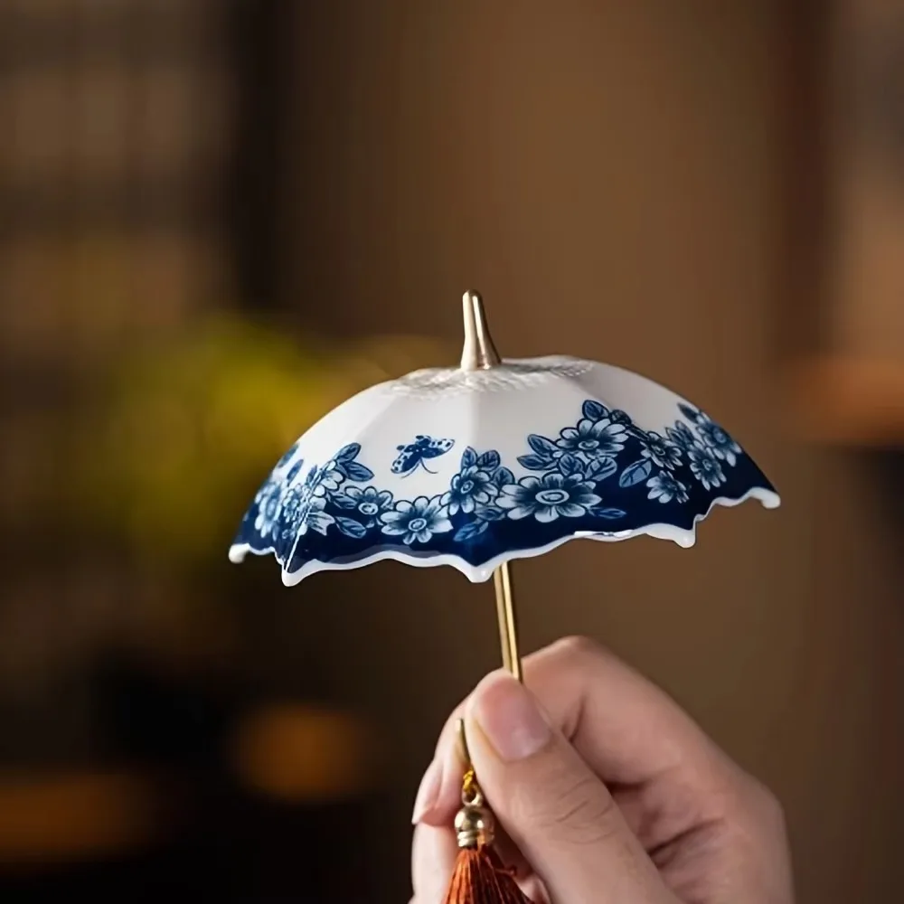 Filtro de Chá Cerâmico Estilo Chinês Tradicional com Borla, Padrão de Porcelana Azul e Branca, Decoração de Mesa