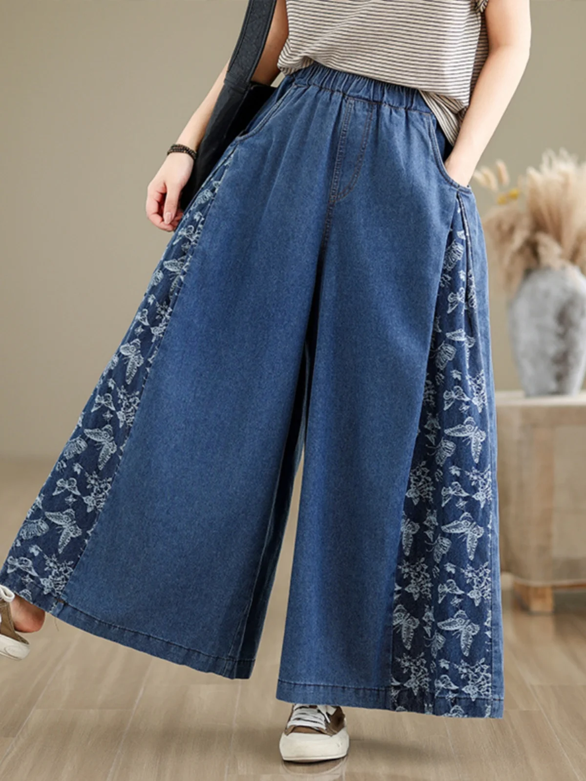 

Женские джинсы с широкими штанинами и ретро-принтом в стиле пэчворк, летняя коллекция 2024, новые, больших размеров, с эластичной талией, утягивающие, длиной 7/8