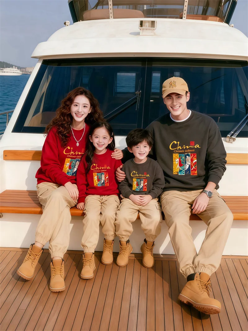 Family Matching Clothes Children Adults Autumn Outdoor Casual Long Sleeve O-Neck Sweatshirt Fashion Family Party Print Top