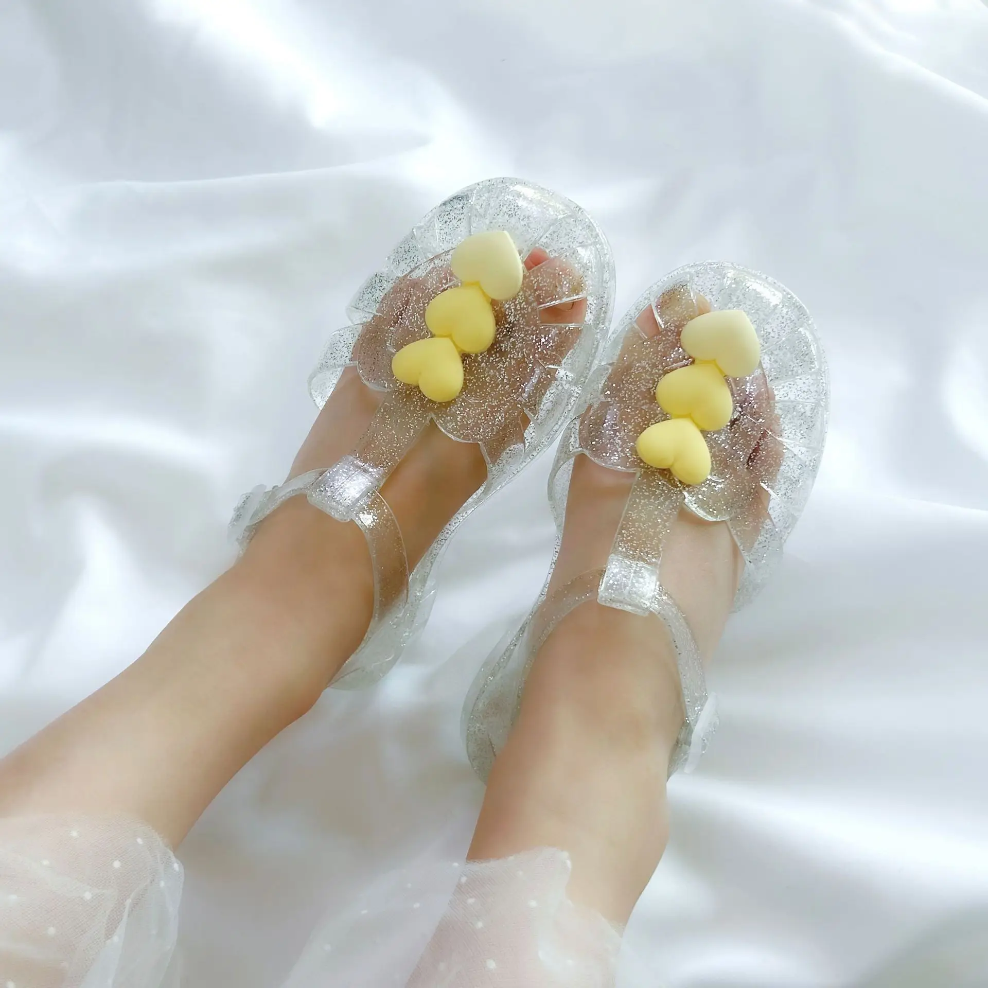 Women Sandals 2026Spring New Middle Large Kids Shoe Love Jelly Gril Shoes Fashion Princess Shoe Versatile Girl Sandals Wholesale