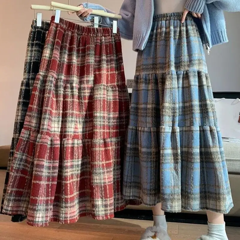 Damska spódnica w kratę, plisowana, księżniczka, codzienna, modna, rozkloszowana, długa spódnica, słodka, uniwersalna, gruba, wiosenno-jesienna odzież, prezent dla dziewczyny, nowa.
