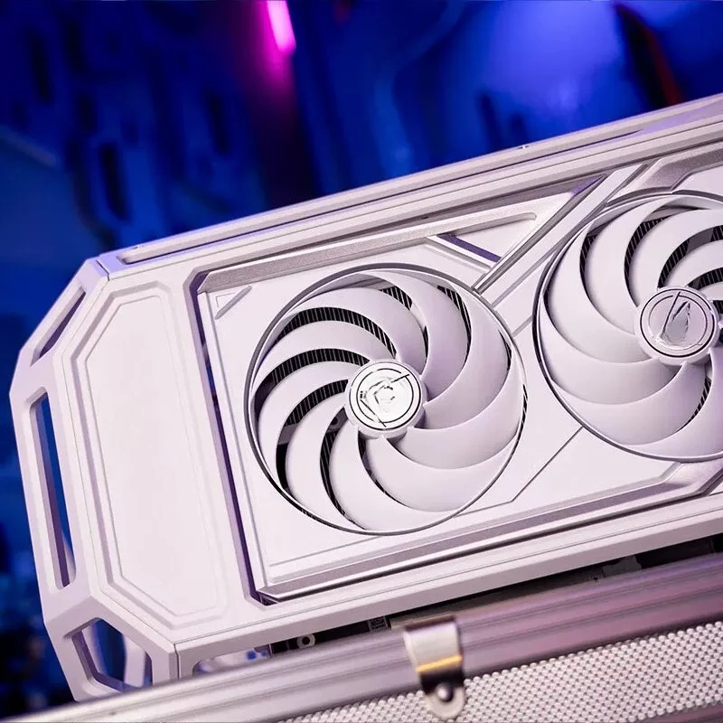iGame LAB Warframe Chassis 5090DV2 White Vulcan