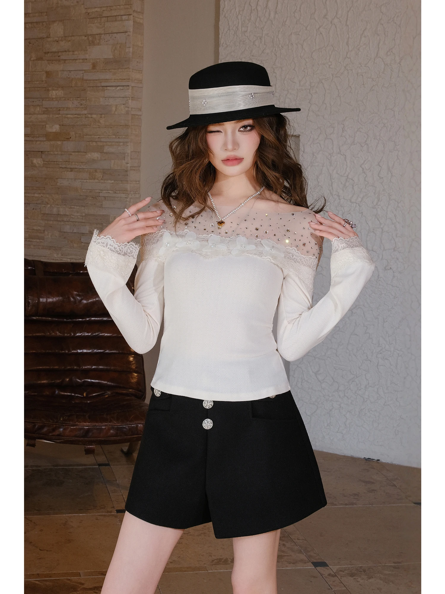 

MIUCO Сексуальный топ на одно плечо с кружевными вставками и стразами, облегающий, из мягкого дышащего трикотажа, для повседневной носки