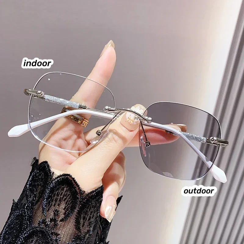 Female Rimless Photochromic Sunglasses Men Women Luxury Near Sight Eyeglasses Trendy Anti-UV Color Changing Myopia Glasses