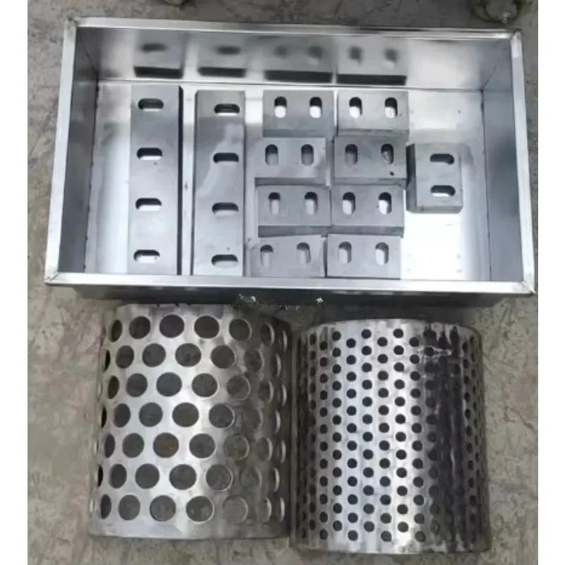 Low Priced Heavy-Duty Meat Grinder for Industrial Use Efficient Meat Product Making Machine