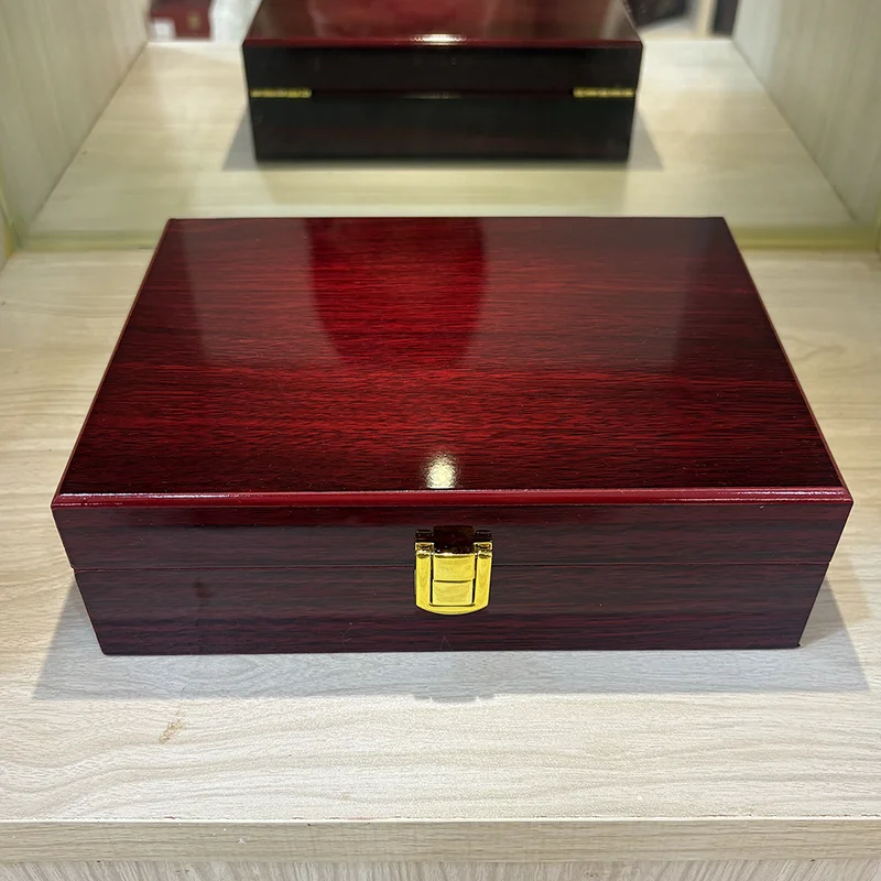 Classical Wooden Box with Lock, High-End Jewelry Storage Luxury Box