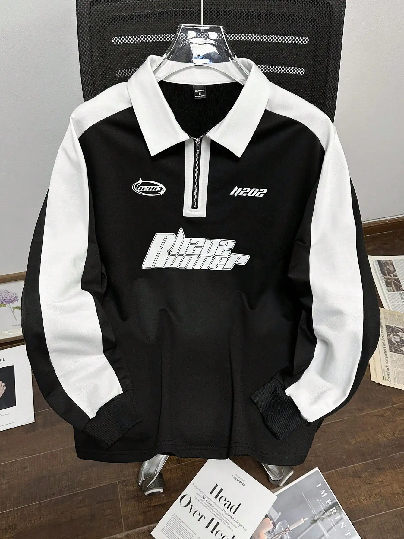 

Men's Loose Fit Color Block Long Sleeve Polo Shirt with Graphic Print for Autumn