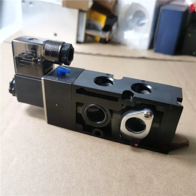 HNS523S‑3B‑TW 5/2‑Way Solenoid Valve for Tool Change Cylinder, DC24V Pneumatic Directional Control Valve