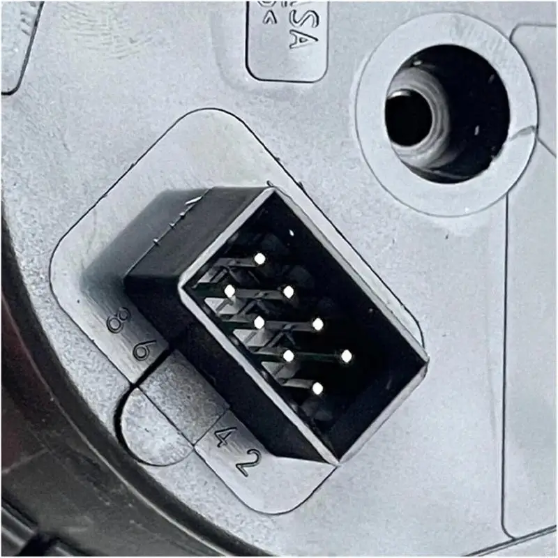 M76E Präziser Spiegelverstellmotor für E61 E87 E81 E82 E88 118i E60 E90 67137191398 – Detail 5