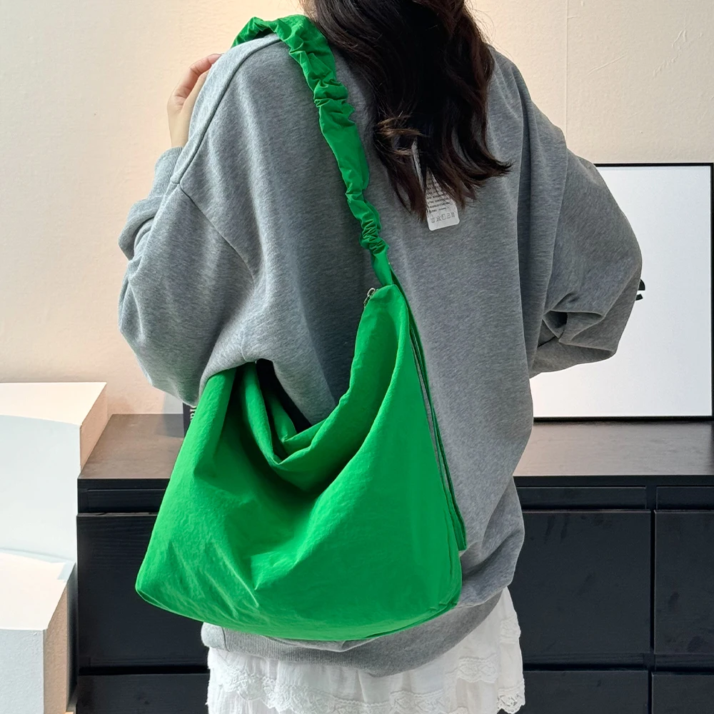 

Lazy Style Crossbody Bag for Women 2025 New Trendy Casual Sports Dumpling Bag, Large Capacity Nylon Cloth Shoulder Bag