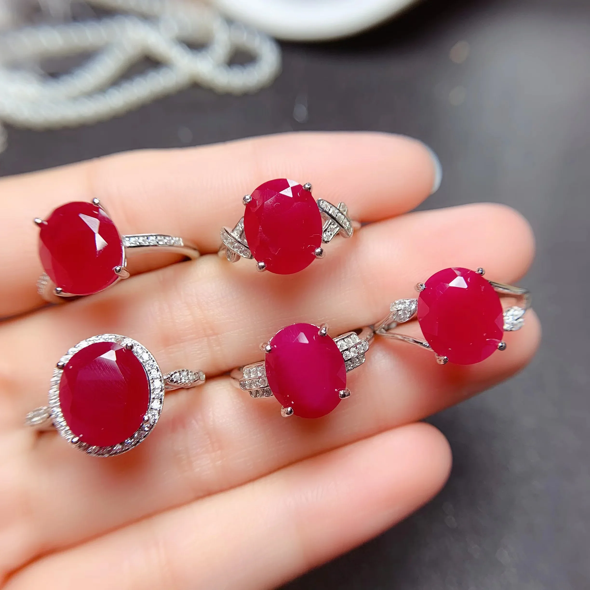 

Large particles of Burmese pink natural ruby ring welfare genuine 925 sterling silver carrying certificate wedding jewelry