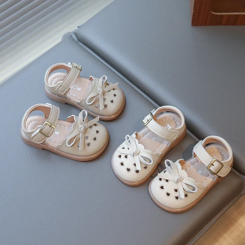 

2025 Summer New Children Sandals for Girls Fashion Korean Style Soft Sole Non-slip Versatile Chic Princess Bowtie Beach Shoes