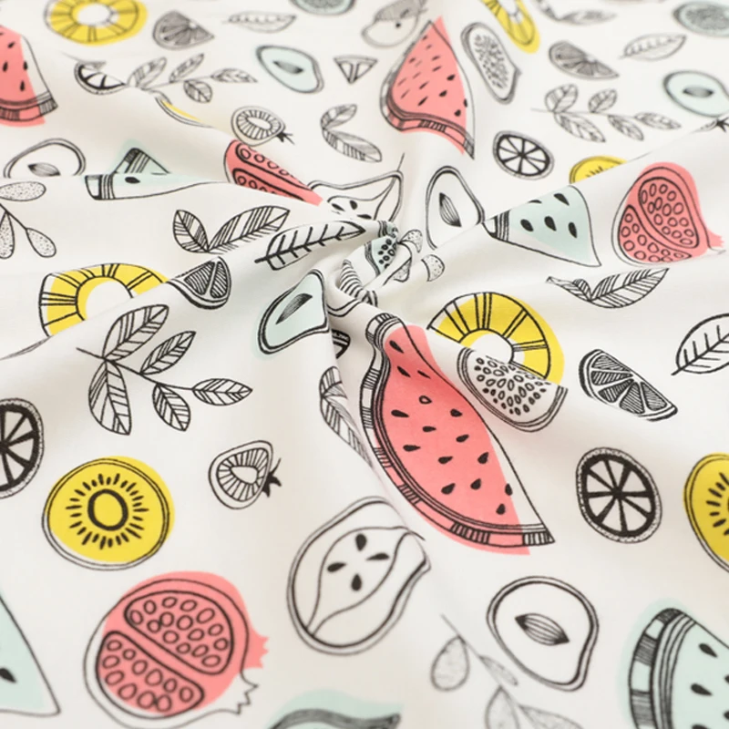 

Трикотажная ткань из чистого хлопка, без флуоресцентного агента, детская одежда с мультяшным принтом для шитья детской одежды, постельные принадлежности по полуметро