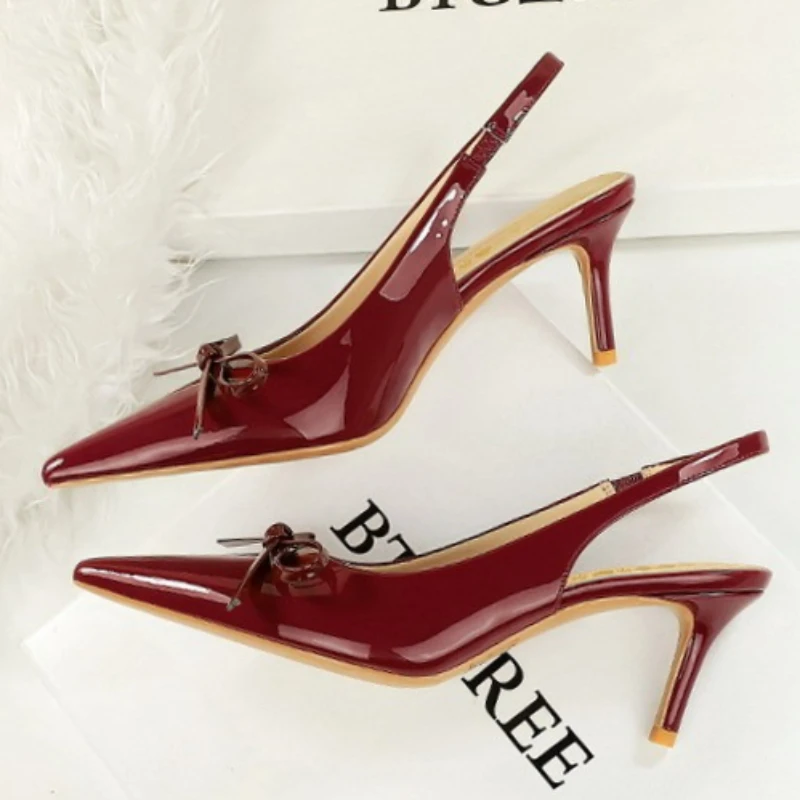 2026 Latest Light Luxury Style Women's Casual High Heel Sandals Summer Exquisite Pointed Shallow Mouth Fine Heel Modern Sandals