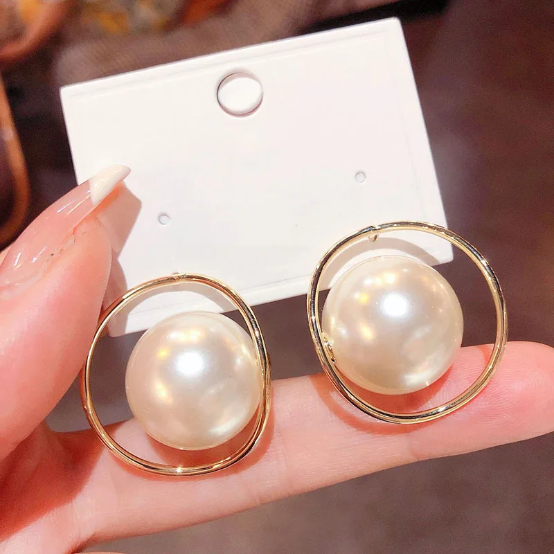 925 Silver Needle Exaggerates Personality Women\'s Earrings Big Pearl Advanced Sense Light Luxury Gold Fashion Trends Jewellery