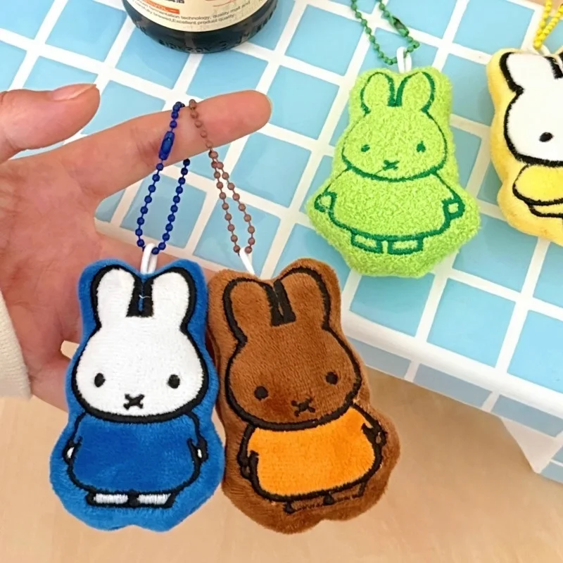 Uroczy breloczek z pluszową zawieszką Miffy, niszowy, uniwersalny dodatek do torby, dekoracja, pluszowe lalki dla dzieci, prezenty świąteczne dla chłopców i dziewczynek.