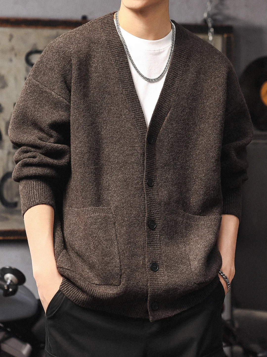 

Мужской вязаный кардиган Laid-ba: модный винтажный свободный свитер с V-образным вырезом, зимний повседневный топ больших размеров, премиум-класс