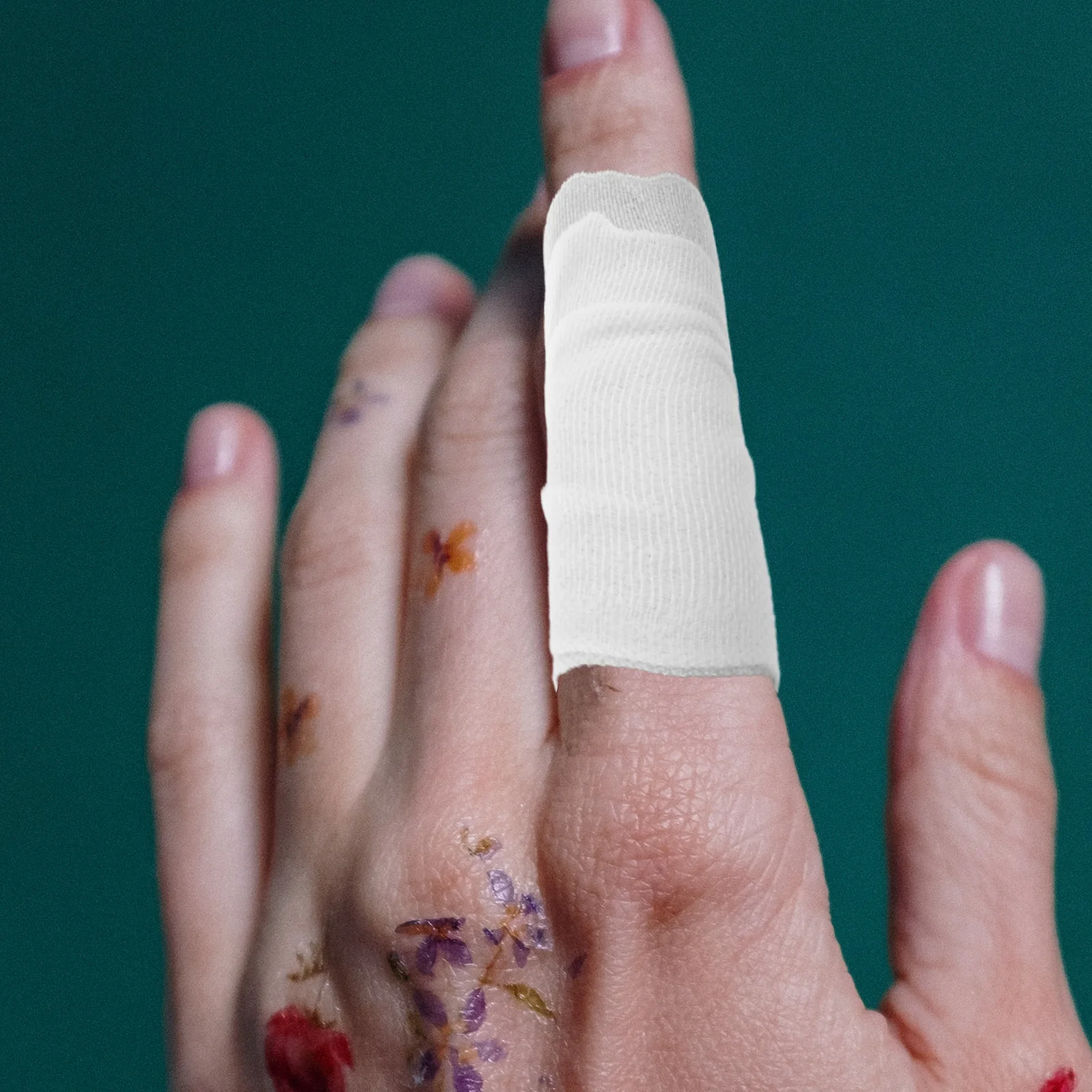 

3 Rolls Comfortable Polyester Bandage Wrap Reusable Elastic Tape for Sports Injury Ankle Wrist Support Outdoor Aid