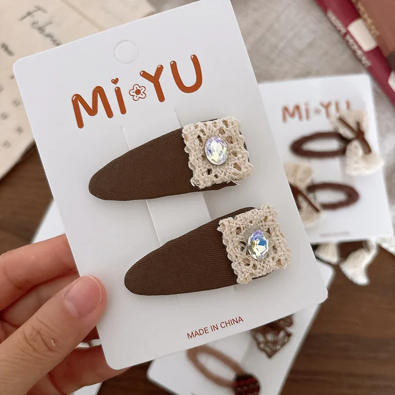 

Sweet Lace BB Clips Milk Coffee Color 2 Pcs Embroidery Bow Fabric Clips for Girls Gentle Non Slip