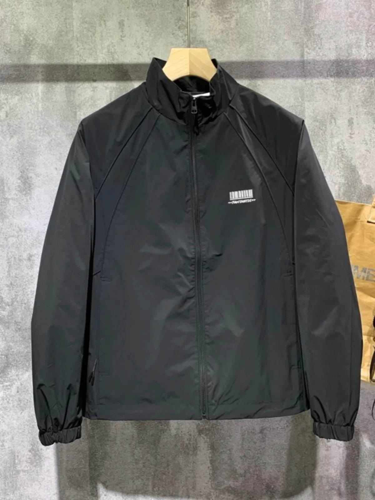 

Повседневная мужская куртка с воротником-стойкой, верхняя одежда, весна-осень, новинка Sle Faionable, универсальная молодежная одежда, полиэфирное волокно, молния све