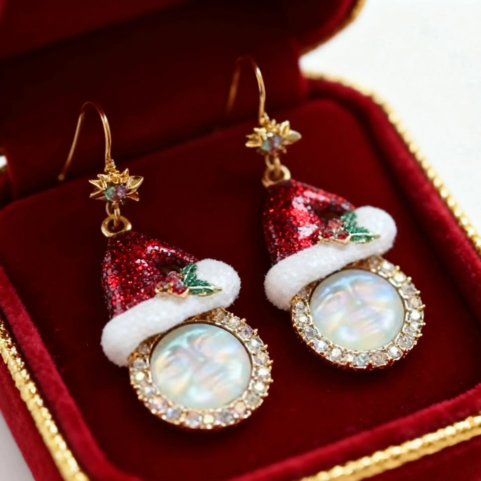 

Retro Elegant Christmas Hat Rhinestone Earrings for Women Simple Snowflake Pearl Bell Bow Earrings Friendship Jewelry Gifts