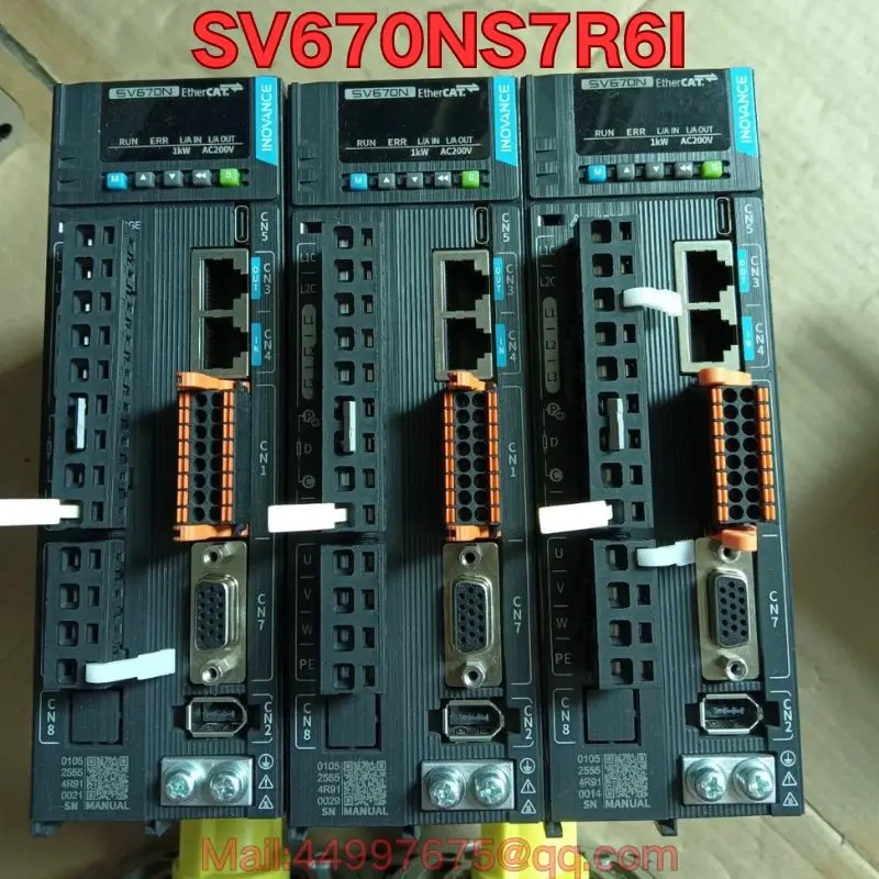 

Бывший в употреблении тест функции сервопривода SV670NS7R6I нормально