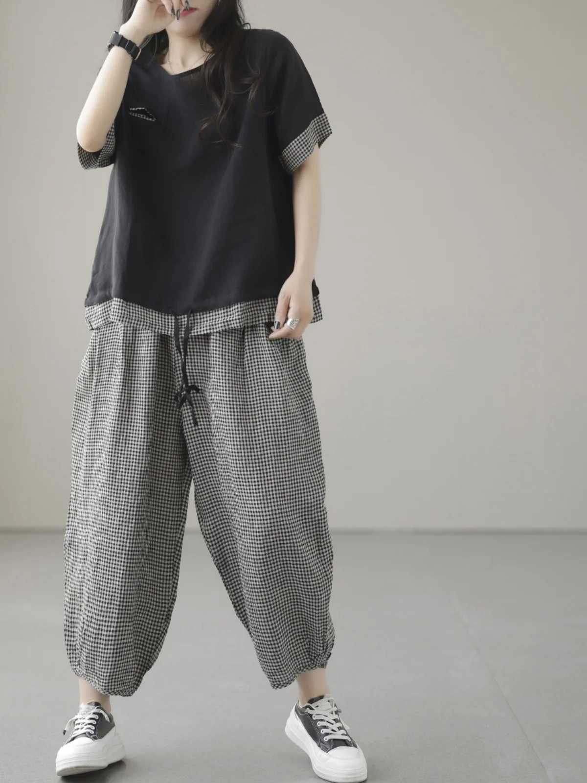 Faionable комплект больших размеров, женская футболка в клетку Color Blo, круглая Ne ort Sve Nine Points, повседневные брюки Harlan, состоящие из двух предметов...